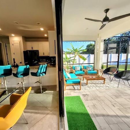 Blue Door Retreat - Luxury Pool Home - Sleeps 8 Cape Coral Luaran gambar