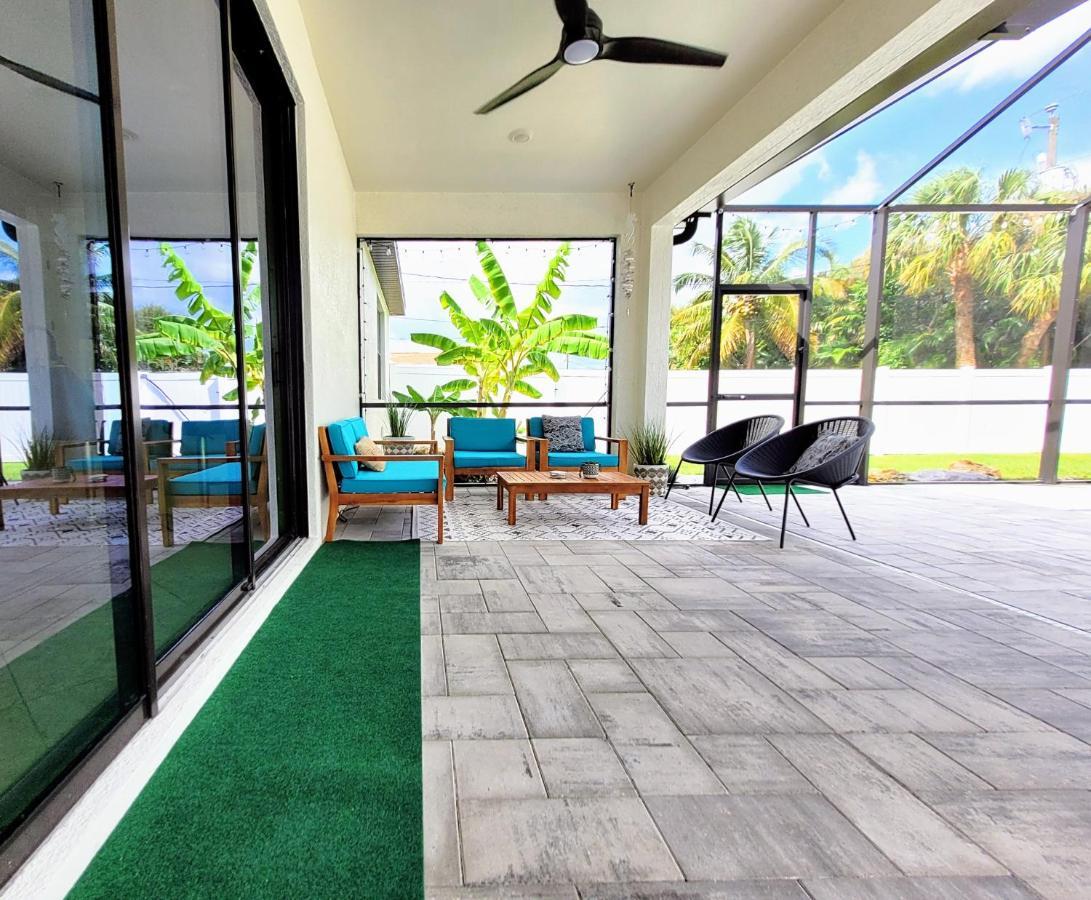 Blue Door Retreat - Luxury Pool Home - Sleeps 8 Cape Coral Luaran gambar